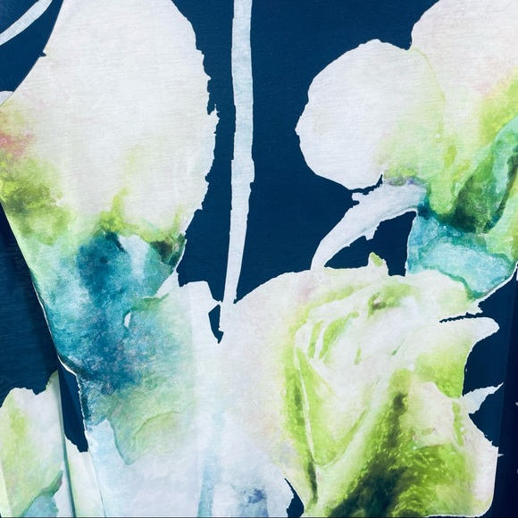 Soft Surroundings | Watercolor floral tunic - Picture 5 of 8